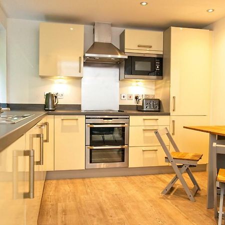 Fowey Landing Apartment Bagian luar foto