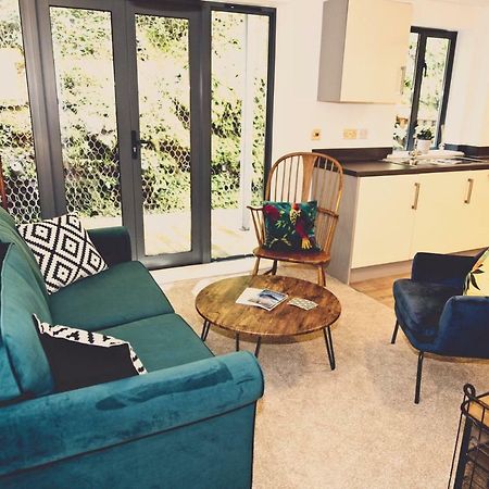 Fowey Landing Apartment Bagian luar foto